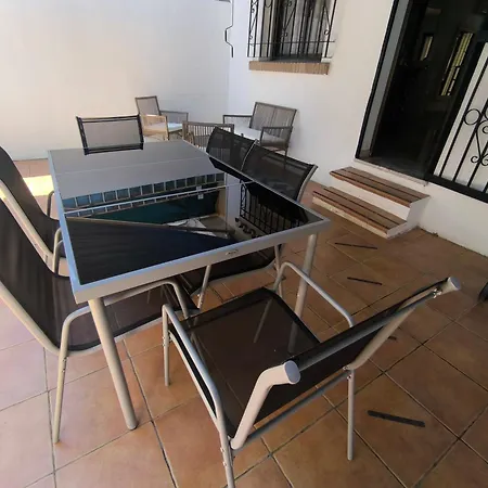 Benyamina House Casa de Férias