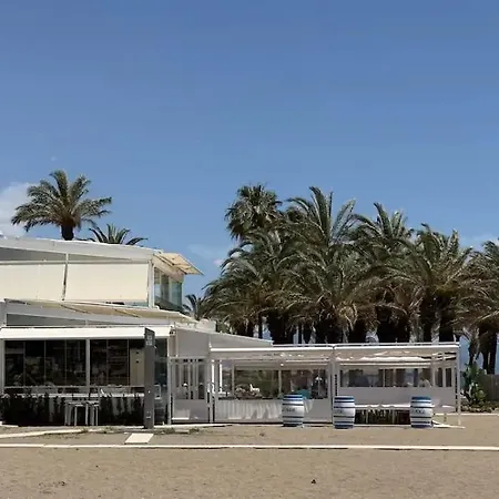 Дом отдыха Benyamina House