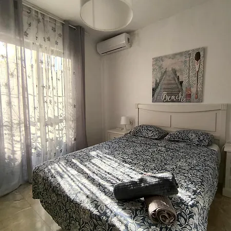 Benyamina House * Τορρεμολίνος