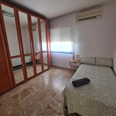 Benyamina House Holiday home *